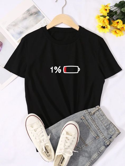 Number & Geo Graphic Tee | SHEIN USA Trendy Shirt Designs, Custom T Shirt Printing, Design Moda, Brand Clothes, Shirts Design, Tween Outfits, Really Cute Outfits, Stencil Painting, Couple Shirts