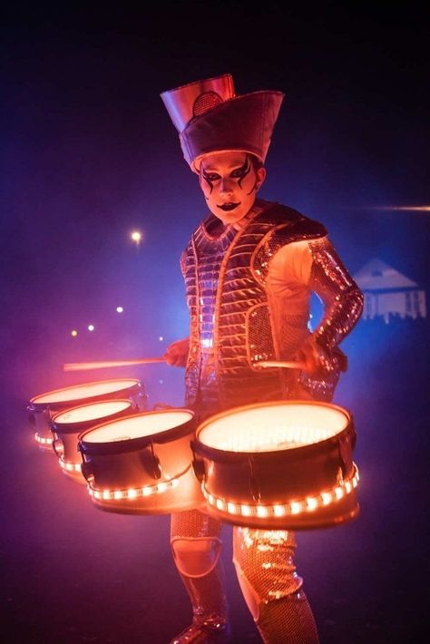 Unique Event Ideas, Futuristic Party, Circus Aesthetic, Halloween Circus, Dark Circus, Carnival Themed Party, Night Circus, Carnival Themes, Event Entertainment