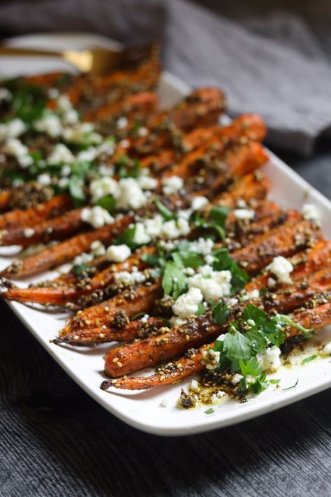 Zatar Roasted Carrots, Roasted Carrots With Mint, Middle Eastern Roasted Vegetables, Middle Eastern Carrots, Middle Eastern Roasted Carrots, Lebanese Vegetable Recipes, Zaatar Recipe Dinners, Mediterranean Carrots, Zaatar Carrots