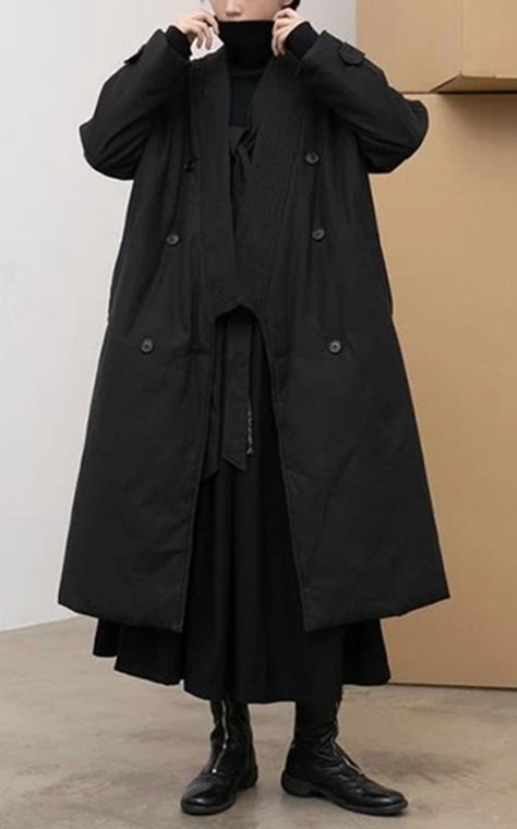 Black Parka Outfit Winter, Casual Trench Coat, Long Winter Coats Women, Woolen Coat Woman, Winter Coat Outfits, Black Parka, All Black Fashion, Coat Women Fashion, Black Winter Coat