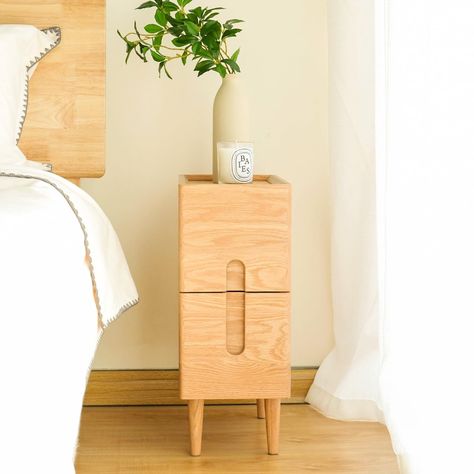 Small Space End Table, Bedside Table Dresser, Small End Tables Bedroom, Night Stand For Small Space, Narrow Nightstand Diy, Nightstand For Small Space, Tiny Bedside Table Ideas, Narrow Nightstand Small Spaces, Nightstands For Small Spaces