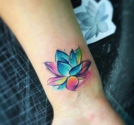 Watercolor Lotus Tattoo, Tattoo Fairy, Lotusblume Tattoo, Succulent Tattoo, Delicate Flower Tattoo, Lotus Tattoos, Lily Tattoo Design, Tato Jari, Watercolor Lotus