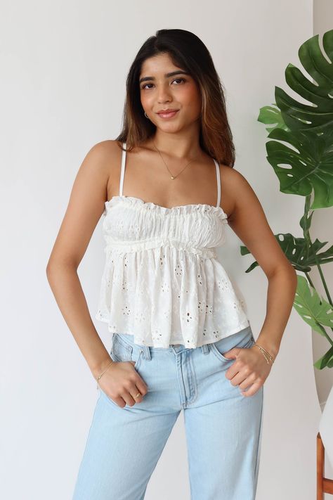 Jane Top Florida Fits, 2024 Beach, Babydoll Tops, Emma Style, Everyday Fits, Oversized Outfit, Italy Outfits, Clothing Pieces, The Fashion Industry