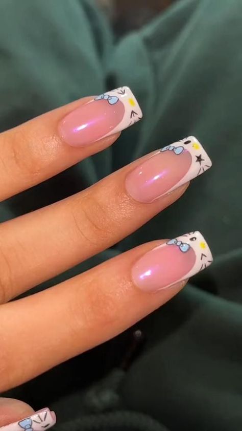 Paznokcie Hello Kitty, Hello Kitty Nails Art, Hello Kitty Nail, Kitty Nail, Kitty Nails, Fake Nails Designs, Hello Nails, Girly Acrylic Nails, Hello Kitty Nails