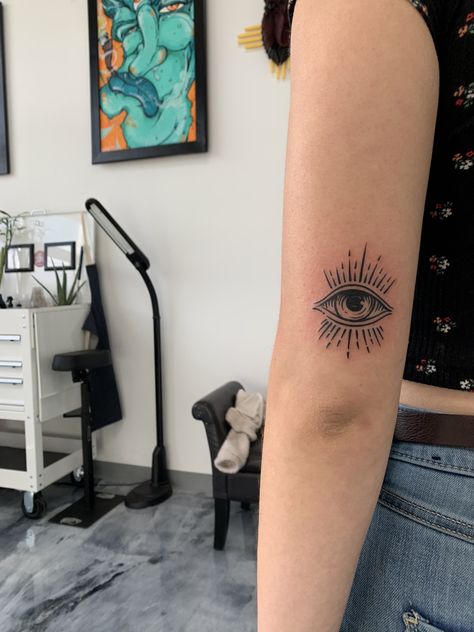 Eye Tattoo Above Elbow, Eye Tattoo Aesthetic, Moon And Eye Tattoo, Sun Eye Tattoo, Eyes Tatoos, 3 Inch Tattoo, 3rd Eye Tattoo, Filter Tattoo, Third Eye Tattoo