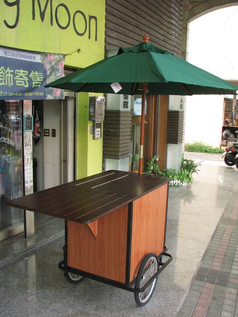 Mobile Apothecary, Coffee Booth, Bicycle Cart, Vendor Cart, Diy Bicycle, Bicycle Cafe, Gerobak Dorong, Snack Cart, Thai Milk Tea