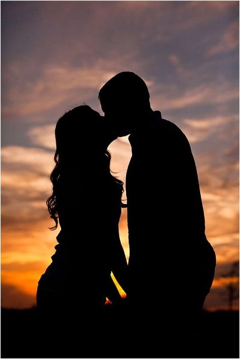 Silhouette Photoshoot, October Elopement, Marriage Background, Funny Engagement Photos, Country Engagement Pictures, Engagement Announcement Photos, Creative Engagement Photo, Engagement Humor, Fall Engagement Pictures