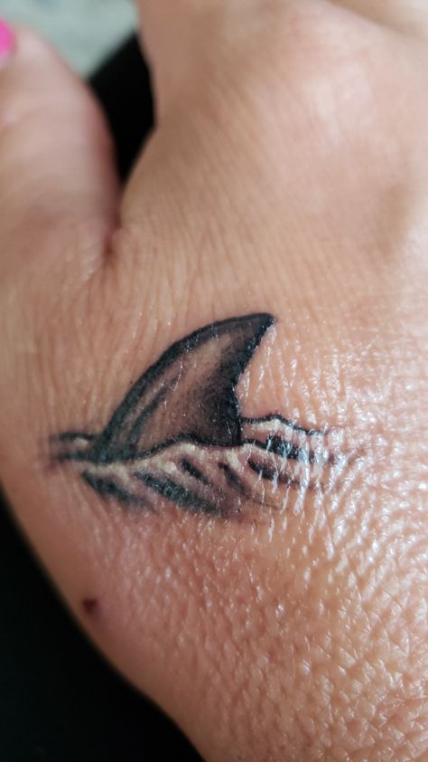 Shark Mouth Elbow Tattoo, Shark And Wave Tattoo, Colorful Shark Tattoo, Shark Hand Tattoo, Shark Fin Tattoo, Tattoos Wave, Fin Tattoo, Surf Tattoos, Wave Tattoo Design