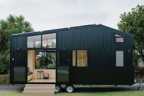 This tiny home on wheels is solar powered net-zero solution designed by an actual architect! | Yanko Design Design Casa Piccola, Off Grid Tiny House, Tiny House Company, Casa Loft, Best Tiny House, Casa Container, Modern Tiny House, Barn Ideas, Tiny House Movement