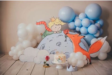 Piccolo Principe Party, The Little Prince Birthday Theme, Prince Birthday Decorations, Twin Cake Smash, Prince Birthday Party, Baby Birthday Photoshoot, Happy Birthday Decor, Boy Birthday Decorations, Rainbow Birthday Cake