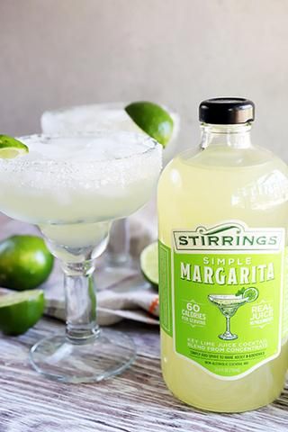 Simple Margarita Recipe, Simple Margarita, Margarita Mix Recipe, Easy Margarita Recipe, Easy Margarita, Recipes Drinks, Margarita Mix, Boozy Desserts, Cocktail Mix