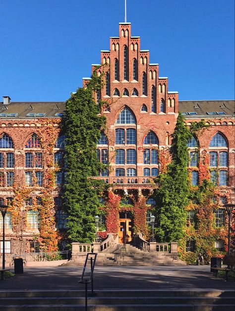 Lund university Sweden Sweden Life, Richard Papen, Swedish Aesthetic, Uni Vibes, European Apartment, Sweden Aesthetic, Belgium Style, Lund Sweden, Lund University