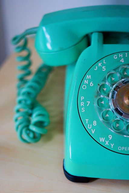 I would love to have a bright turquoise phone -- Answering the phone would be so much fun. Teal Photography, Boutique Hotel Paris, Rotary Phone, Vintage Phones, Shades Of Turquoise, Color Turquoise, Aqua Turquoise, Telephones, Boho Home