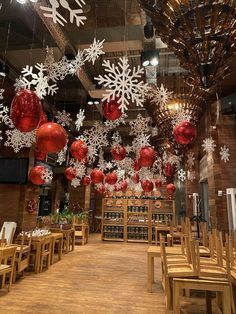 1.Home Decor: #homedecor, #interiordesign, #homedesign, #decor inspiration Chrismast Decoration Party, Office Ceiling Christmas Decor, Christmas Decor Ideas Event, Holiday Ceiling Decorations, Christmas Decor Ideas For Restaurant Diy, Event Christmas Decor, Holiday Dance Decorations, Winter Ceiling Decorations, Christmas Decorations For A Restaurant