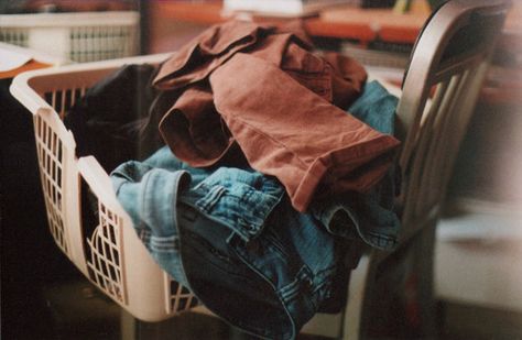 Laundry Aesthetic, Fraggle Rock, The Twilight Saga, Intj, Story Inspiration, Peter Parker, Writing Inspiration, New Girl, Laundry Basket