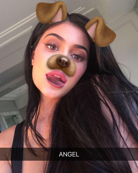 1,038 Me gusta, 7 comentarios - Kylie Jenner Updates (@kylie.pix) en Instagram: "Kylie via snapchat (kylizzlemynizzl) • #kylie #kingky #kingkylie #kyliejenner #kuwtk #kylizzle…" Kylie Jenner Sister, Kylie Jenner Snap, Kylie Jenner 2014, Kylie Snap, Kylie Snapchat, Kylie Jenner Fotos, Kylie Jenner Icons, Robert Kardashian Jr, Looks Kylie Jenner