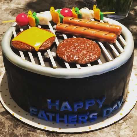 Bbq Cake, Father's Day Cake, Burger Cake, Cupcake Cake Designs, Fathers Day Cake, Funny Birthday Cakes, Peach Cake, Tv Dinner, Cakes For Men