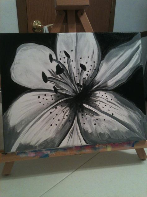 Beautiful Paintings On Canvas, Painted Pictures Ideas, Black And White Flower Painting Acrylic, Small Black And White Paintings, Black Canvas Art Ideas Inspiration, Simple Black And White Paintings, White Painting On Black Canvas, Painting Ideas On Canvas Flowers Easy, Acrylic Black And White Painting Ideas