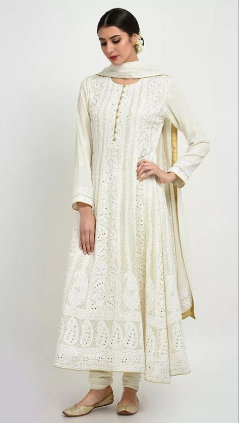 Anarkali Wedding, Chicken Suits, Stylish Lehenga, Buy Salwar Kameez Online, Chikankari Anarkali, Wedding Note, Georgette Suit, White Anarkali, Designer Anarkali Dresses