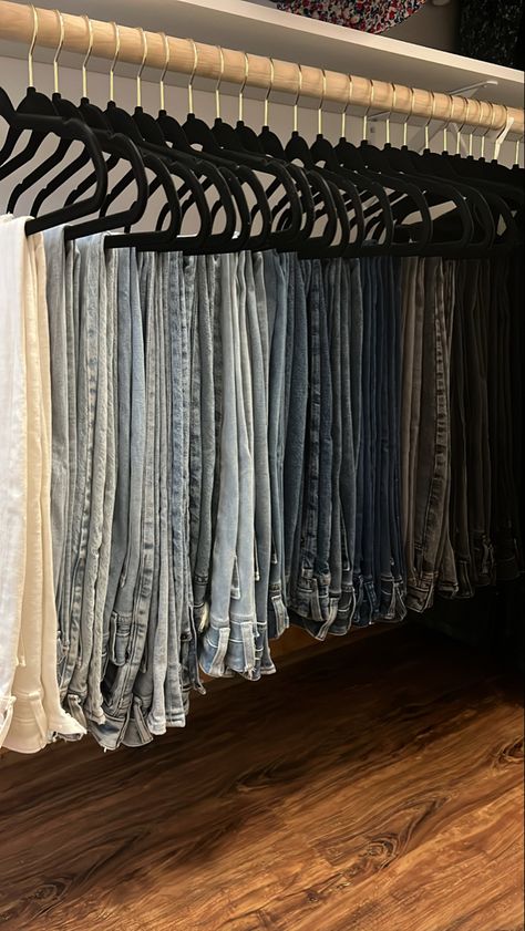 Denim Closet Organization, Small Walk In Closet Ideas Organizations, Jeans Collection Closet, Clothes In Closet Aesthetic, Jean Closet Organization, Jeans Organization Closet, Closet Organization Ideas Jeans, Aesthetic Wardrobe Organization, Denim Organization