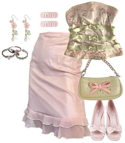 Light Punk Rock Outfits, Fairy Princess Outfit Aesthetic, Fairy Core Pink Outfits, K12 Outfit, K-12 Inspired Outfits, Aphrodite Aesthetic Outfit, Pisces Venus Style, Pink And Green Outfits, Melanie Martinez Inspired Outfits