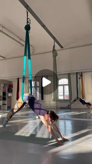 Aerial Yoga Practice on Instagram: "😍😍😍  🔻Check out the link on Bio for Aerial Yoga Courses, Teacher Training, Discounts and more!   Let’s build a fantastic #aerialyoga community:  ❤Join us following this account  ❤Tag us to repost you and inspire others  🙏🏽 @aerial_apase  ⚠️Some of the videos are pretty advanced, please respect yourself and your practice, if you want to do something you see here and don’t have enough experience ask for help from a professional.   #aerialyogapractice #aerialyogatips #aerialyogaonline #flyingyoga #yogafly #yogaswing #antigravityyoga #aeroyoga #zerogravityyoga #gravityyoga #antigravityfitness #aerialfitness #aerialinspiration #aerialnation #yogahammock #aerialyogaflow #aerialyogahammocktrics #aerialyogasequence #aerialyogalove #aerialyogahammock #aeroy