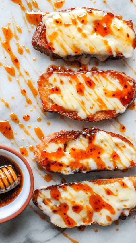 St.Albans creamy cheese & hot honey chili crisp  - bon abbetit Easy Crostini, Hot Honey Recipe, Quick Apps, Chili Crisp, Hot Honey, St Albans, Creamy Cheese, Fabulous Foods, Food Cravings