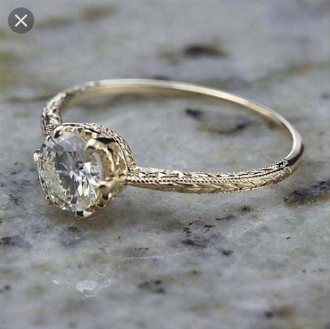 Hsr Layout, Jewellery Shops, Edwardian Engagement Ring, Vintage Inspired Engagement Rings, Engagement Ring Moissanite, Edwardian Ring, Necklace Organizer, Engagement Ring Diamond, Dream Engagement Rings