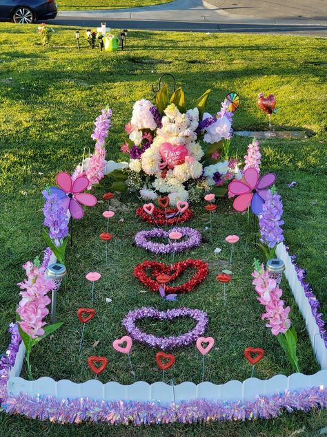 Valentines Grave Decor, Decorate Grave Site Ideas Birthday, Valentine Grave Decorations, Valentine’s Day Cemetery Decorations, Valentines Day Grave Decorations, Infant Grave Decorations, Cemetery Birthday Ideas, Gravesite Birthday Decorations, Gravestone Decorations Cemetery