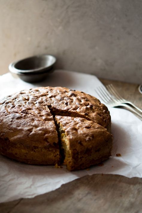 Bread Recipes Rustic, Apple Olive Oil Cake, Oil Cake Recipe, Olive Oil Cake Recipe, Blackberry Recipes, Italian Cake, Oil Cake, Olive Oil Cake, Rustic Italian