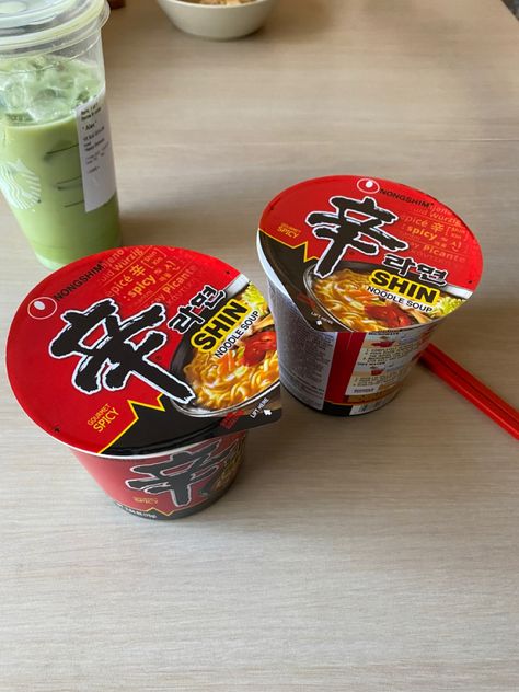 Shin Cup Noodles Aesthetic, Shin Ramen Aesthetic, Shin Ramen, Ramen Cup, Cup Ramen, Constantly Hungry, Spicy Ramen, Korean Snacks, Cup Noodles