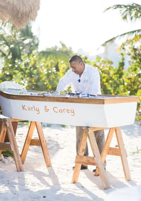 Destination wedding in Mexico, Cocktail hour on the beach with beers in a boat. Beach Wedding Cocktails, Beach Wedding Ceremony Flowers, Boutique Anniversary Ideas, Outdoor Wedding Ideas Beach, Centerpieces Wedding Beach, Beach Wedding Set Up, Beach Cocktail Hour, Beer Canoe, Lana Wedding