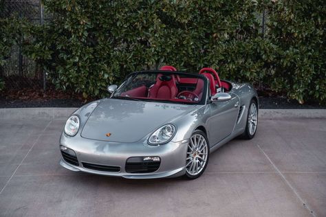 Porsche Boxster RS 60 Spyder 2008 - elferspot.com - Marketplace for Porsche Sports Cars Porsche Boxster Spyder, Boxster Spyder, Truck Stuff, Porsche Boxster, Sport Seats, Manual Transmission, Wheel Rims, Seat Belt, Leather Interior