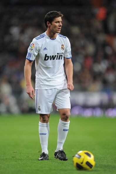 Xabi Alonso（Spain）2009-2014 Soccer Real Madrid, Xavi Alonso, Real Madrid Manchester United, Liverpool Girls, Real Madrid Football Club, Cristiano Jr, Lionel Messi Fc Barcelona, Champions League Football, Alex Morgan Soccer