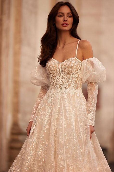 #hairstyling #hairstyling #hairextensionsupplier #wedding #weddingphotos #ugeathair #ugeat #hairextensions Dream Wedding Dresses With Sleeves, Wedding Dress Glitter, Horsehair Braid, Floral Lace Maxi Dress, Long Bridal Gown, Glitter Wedding Dress, Dress Glitter, Elegant Bridal Gown, Lace Applique Wedding Dress