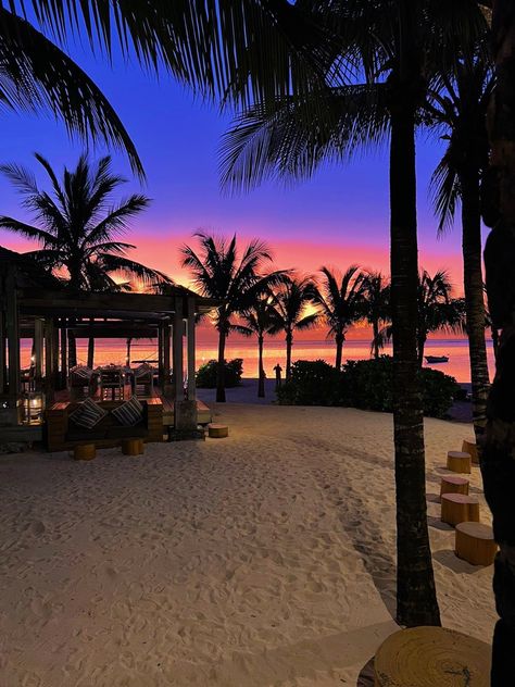 Mauritius Island Aesthetic, Mauritius Sunset, Mauritius Aesthetic, Mauritius Island, Pretty Landscapes, Travel Locations, Best Resorts, Pretty Photos, Vacation Places