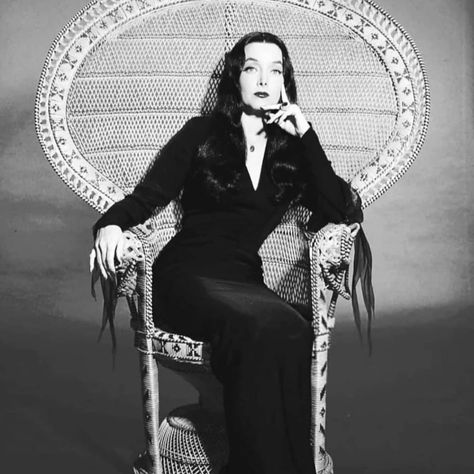 🕸️Happy Birthday Carolyn Jones, our beloved Morticia Addams! We honor your memory always!🕸️ ✨❤️❤️"Normal is an illusion. What is normal for the spider is chaos for the fly."~Morticia❤️❤️✨ 🔮Let your beautiful freak flags fly today!🔮 Addams Family Poster, The Addams Family 1964, Gomez And Morticia, Carolyn Jones, Morticia Addams, Adams Family, The Addams Family, Retro Horror, Comic Manga