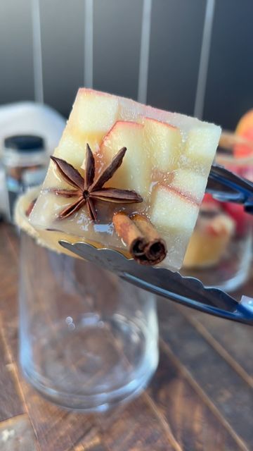 Frontier Co-op on Instagram: "Apple Cider Mocktail 🥂  Spiced cider ice cubes meet refreshing, sparkling cider in this autumn-inspired mocktail. For added seasonal flair, the rim is coated with brown sugar and honey.  Save the RECIPE below. 👇  1 apple, diced 6 cinnamon sticks 6 star anise 2 cups spiced cider  Place diced apples, a cinnamon stick, and star anise in each ice cube tray cavity. Pour spiced cider to fill, cover, and freeze. Store leftovers in the freezer for up to two months.  To serve, combine 2 Tbsp. sugar on a small plate. Wet the rim of a glass with honey, then dip in brown sugar. Add ice cube and top with sparkling cider." Thanksgiving Ice Cubes, Fall Ice Cubes, Can You Freeze Apples, Bathtub Gin, Apple Cider Mimosa, Freezing Apples, Sparkling Cider, Diced Apples, Spiced Cider