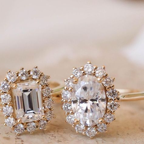 Olive Ave Jewelry on Instagram: "a halo engagement ring has a center stone with a collection of diamonds surrounding it. halo rings have a vintage charm as they became popular in the 1920s however they are popular today due to their beautiful sparkle and the illusion it creates of a larger center stone. some of our favorite halo designs are Izzy, Rachel, and Mable! are you a halo lover? 👇🏻" Unique Halo Engagement Rings, Vintage Wedding Rings 1920s, 1920 Wedding, Vintage Halo Ring, Unique Engagement Rings Halo, Vintage Halo, Round Halo Engagement Rings, Engagement Rings Vintage Halo, Future Engagement Rings