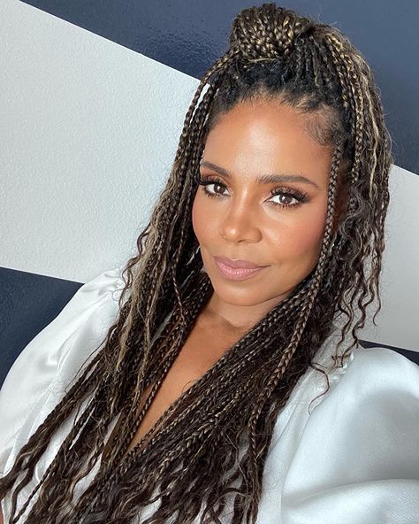 Faux Loc, Dresses For Apple Shape, Sanaa Lathan, Single Braids, Natural Hair Braids, Favorite Hairstyles, Hair Color Dark, Twist Braids, Fall Hair Colors