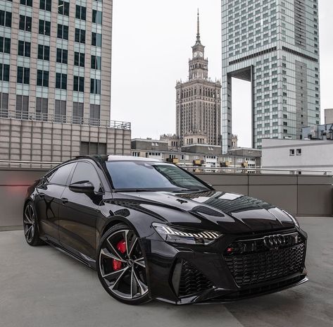 Every photo from the session with the murdered out new RS7, is worth posting. It just looks so insanely good! Just hit a million views on… Audi Rs8, Audi Rs7 Sportback, Rs7 Sportback, Dream Cars Audi, Sports Cars Lamborghini, Murdered Out, Luxury Cars Audi, Trucks Lifted Diesel, Photo From