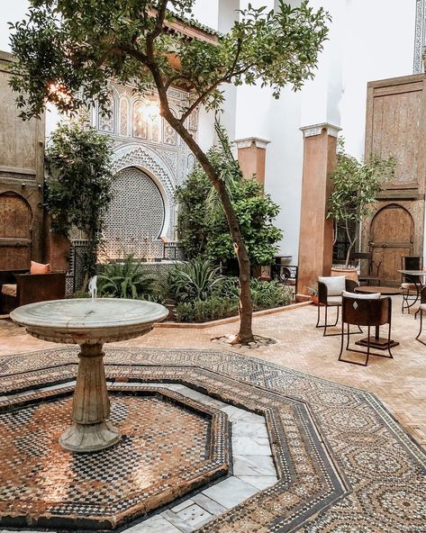 Arabic Garden Design, Portuguese Courtyard, Islamic Garden Design, Arabic Courtyard, Islamic Courtyard, Moorish Courtyard, Persian Courtyard, Arabian Garden, Islamic Landscape