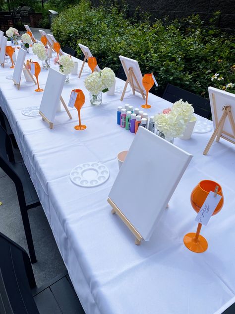 Bachelorette Sip And Paint Ideas, Paint And Sip Picnic Ideas, Paint With A Twist Ideas Parties, Backyard Paint Party, Paint Night Decoration Ideas, Painting With A Twist Ideas Parties, Paint And Sip Table Decor, Sip And Paint Table Set Up, Bachelorette Painting Ideas