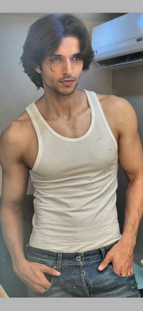 Blonde Haircuts Men, Siddharth Gupta, Old Man With Beard, Men Old Money, Beard Haircut, Guy Haircuts Long, Handsome Older Men, Blonde Haircuts, Men Hair Color