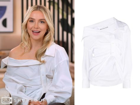 Owning Manhattan: Season 1 Savannah's Ruched Front Top Manhattan Outfits, Owning Manhattan, 2024 Era, Escape The Night, Generation Gap, Worn On Tv, Lilly Singh, Housewives Of Atlanta, Housewives Of New York