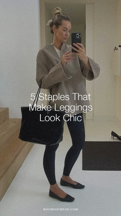 Classic Leggings Outfits, Chic Outfits With Leggings, Black Leggings And Shirt Outfit, Chic Black Leggings Outfit, Legging Winter Outfits Casual, 2023 Legging Trends, Leggings Outfit Going Out, Black Leggings Sweater Outfit, Smart Casual Leggings Outfit