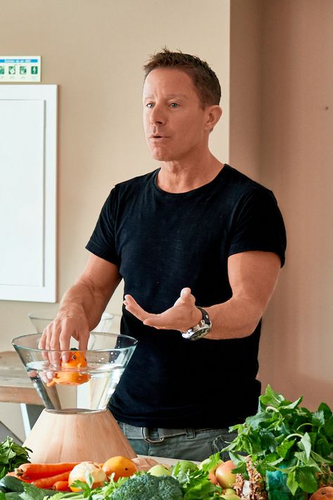 Juice Master Recipes Jason Vale, Jason Vale Juice Recipes, Books On Health, Jason Vale, Health Retreat, Fruit And Veg, Juicing Recipes, Health Coach, Up To Date