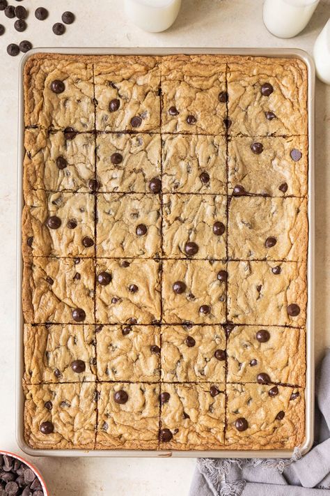 Sheet Pan Chocolate Chip Cookies Pan Chocolate Chip Cookies, Pan Cookies, Comfort Food Chicken, Chocolate Chip Cookies Ingredients, Food Plan, Breakfast Drink, Main Dish Salads, Chocolate Chunk Cookies, Food Help