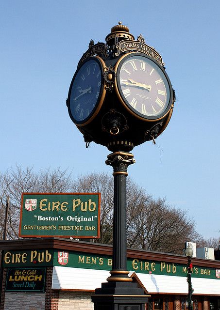 photo Dorchester Massachusetts, Village Boy, Boston Aesthetic, Village Square, Boston History, Small Towns Usa, Boston Skyline, Living In Boston, Vintage Boston