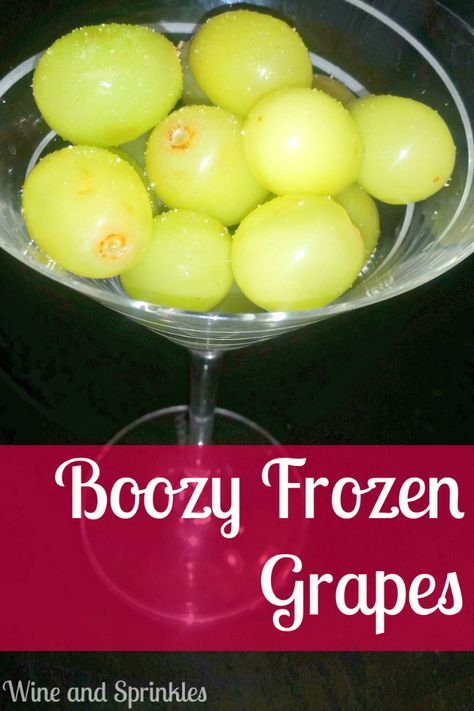 Moscato, Limoncello, and Apple Pie Moonshine Frozen Grapes! Alcohol Soaked Grapes, Grapes Soaked In Alcohol, Soaked Grapes, Alcohol Infused Fruit, Infused Fruit, Memorial Day Foods, Night Drink, Grapes Wine, Pantry Recipes